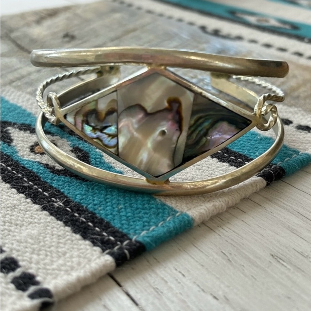 Elegant Silver and Abalone Shell Bracelet